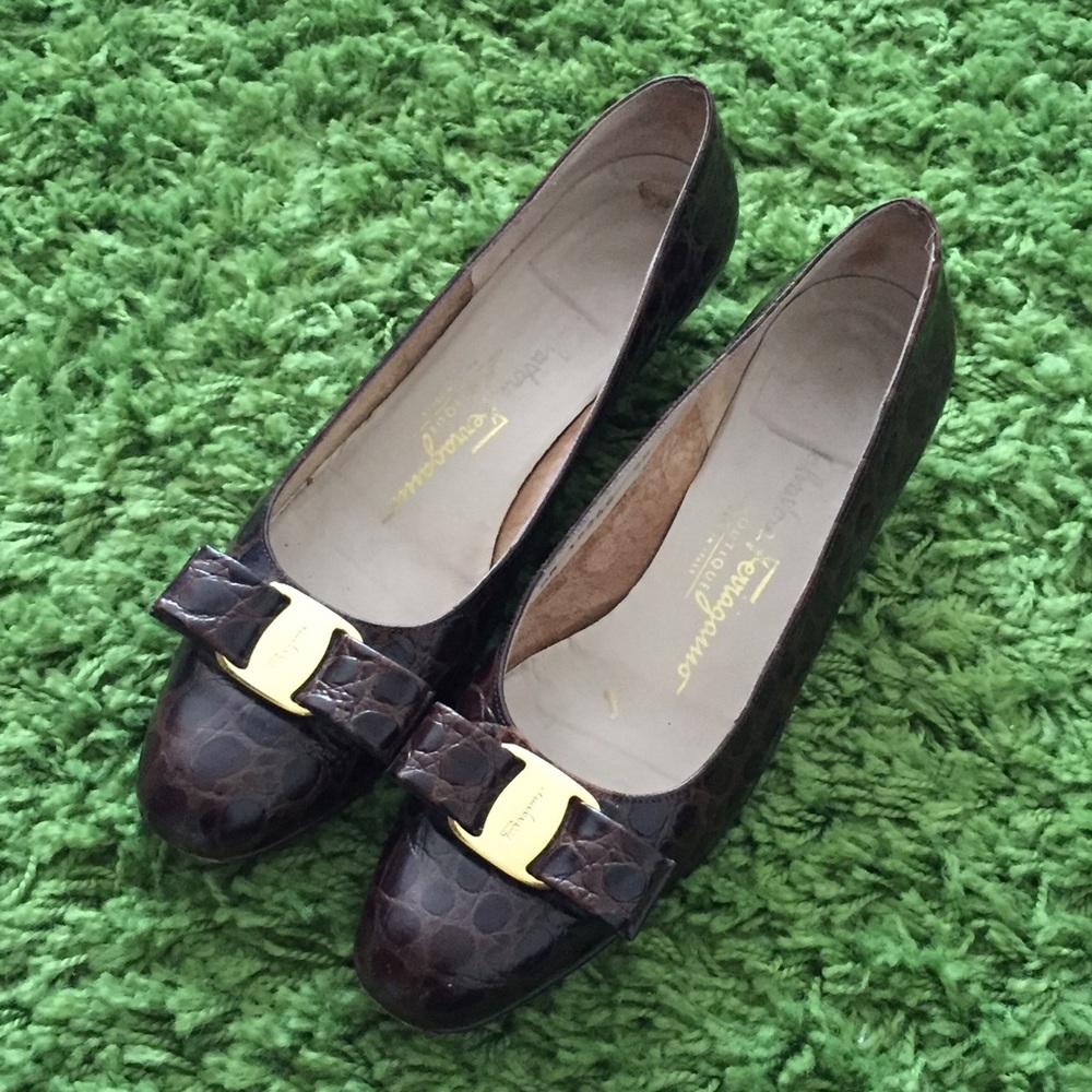 Vintage Salvatore ferragamo brown pattern heels